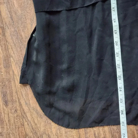 Wilfred Silk Sleeveless Blouse Size XXS Black Sheer Minimalist Button Up - Picture 9 of 9